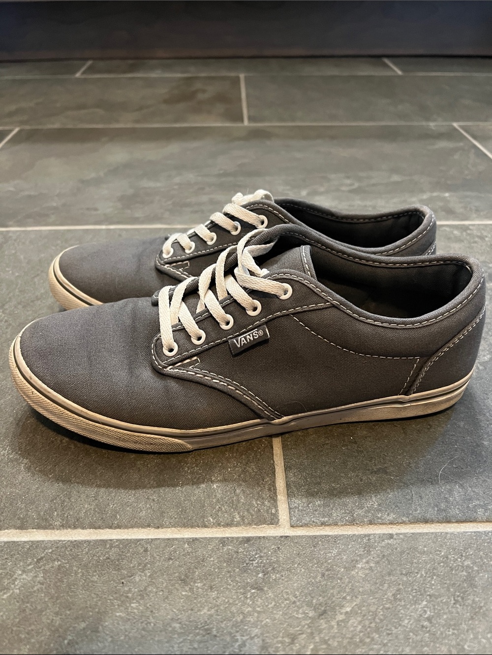 Vans Women’s  Classic Low-Top Canvas Sneakers in Gray